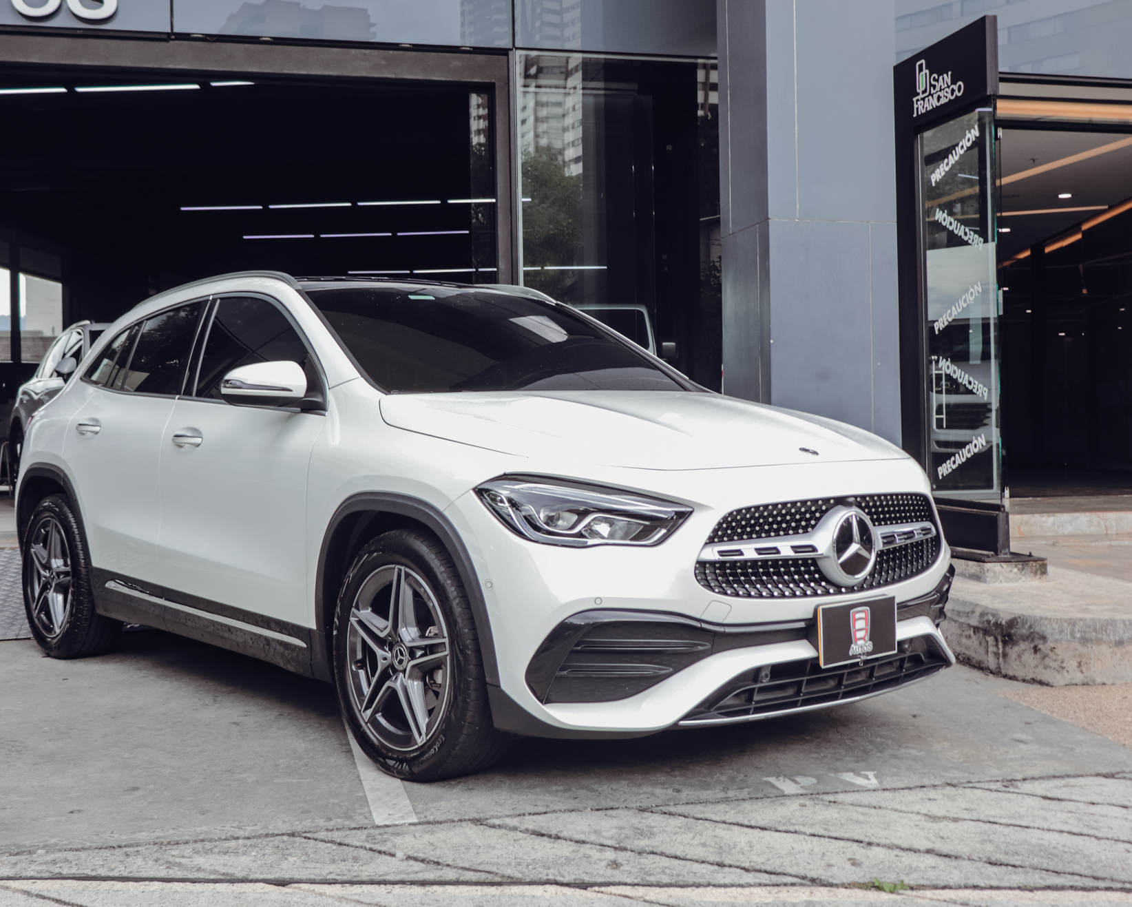 Mercedes GLA 200 2023