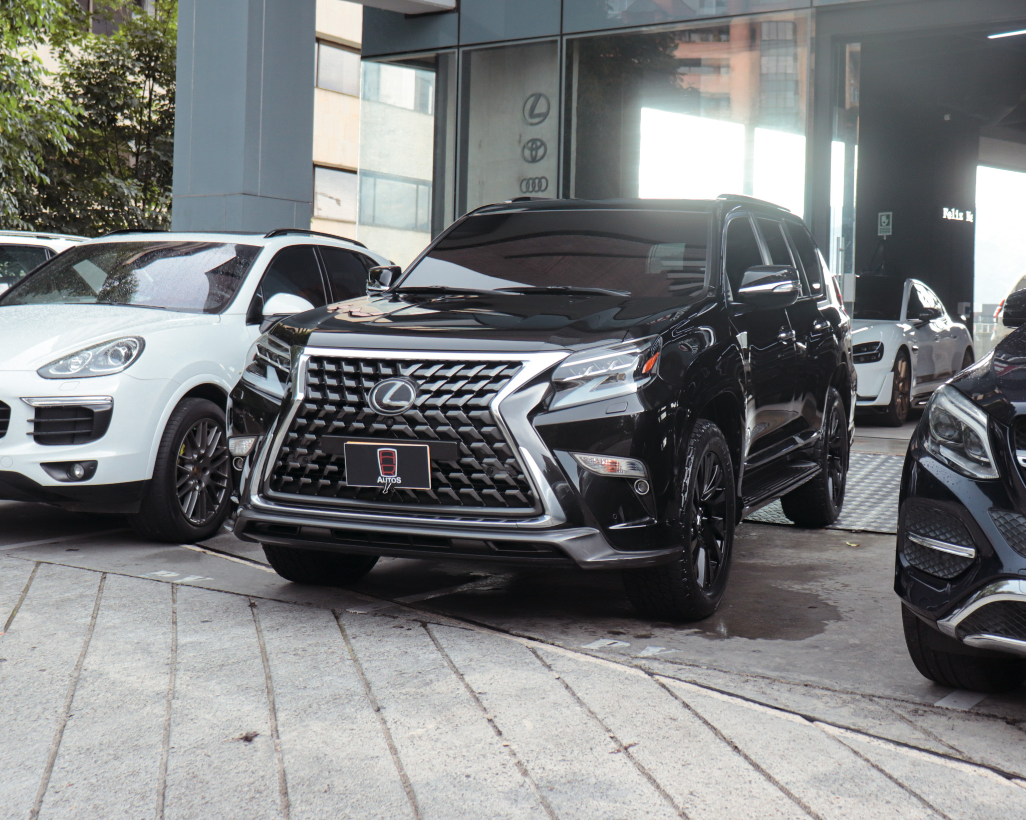 LEXUS GX460 (BLINDADO) 2021