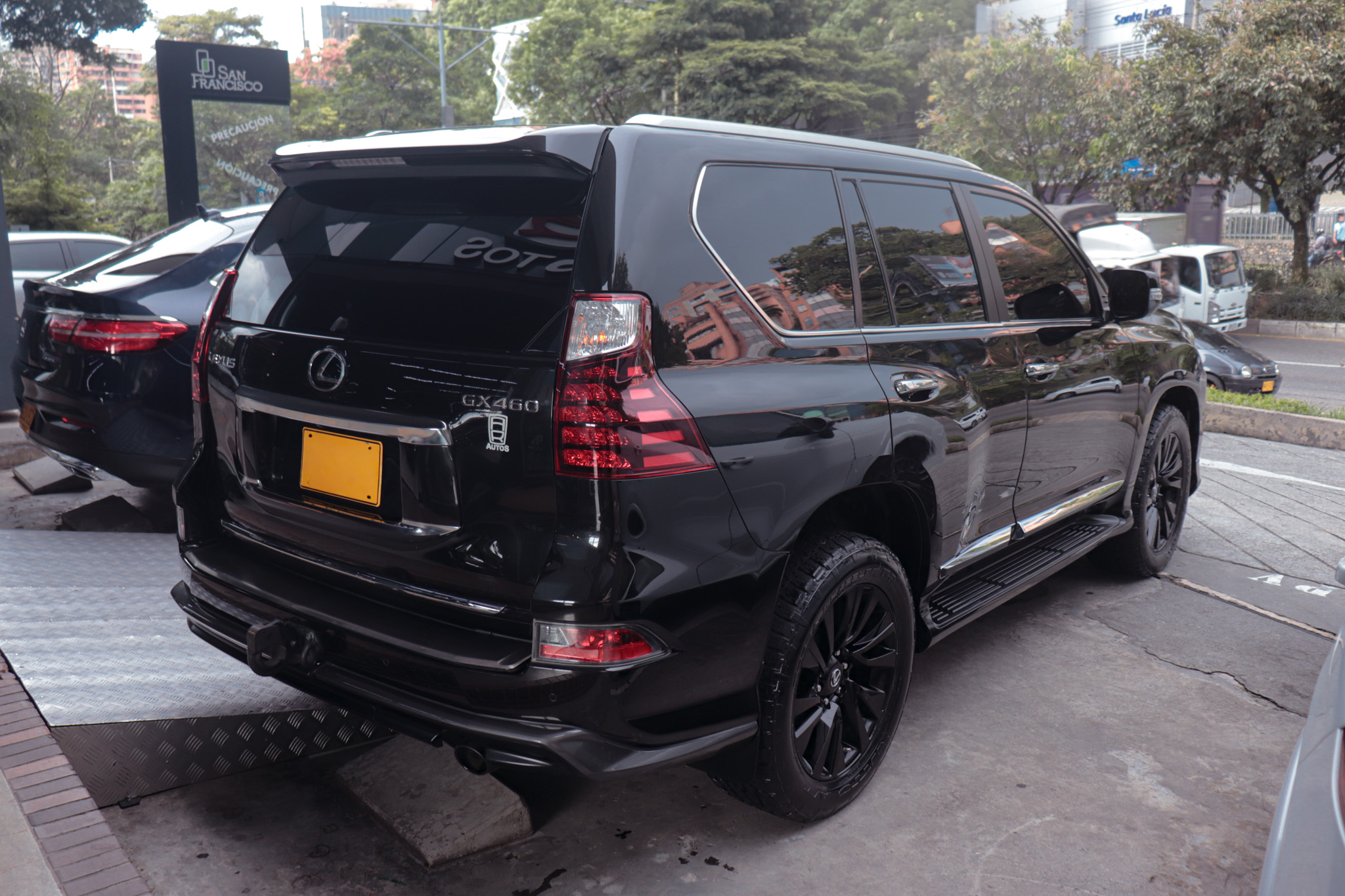LEXUS GX460 (BLINDADO) 2021