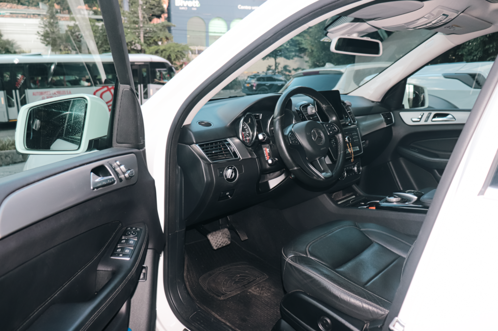 MERCEDES GLE 250 D 8