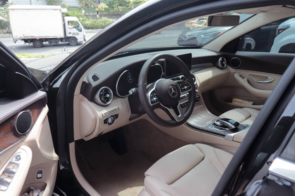 Mercedes C200 2020 ID0021 10