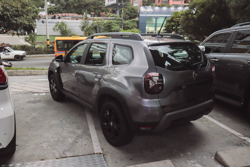 Renault Duster Iconic 2026 ID0015 17