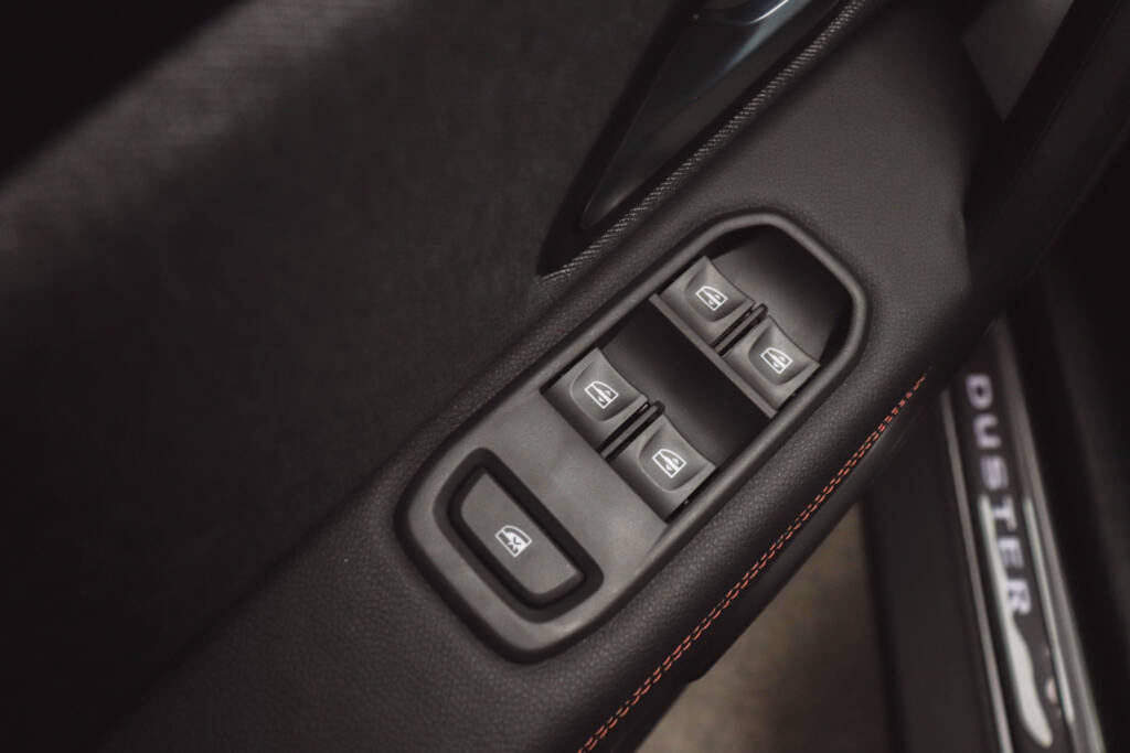 Renault Duster Iconic 2026 ID0015 7