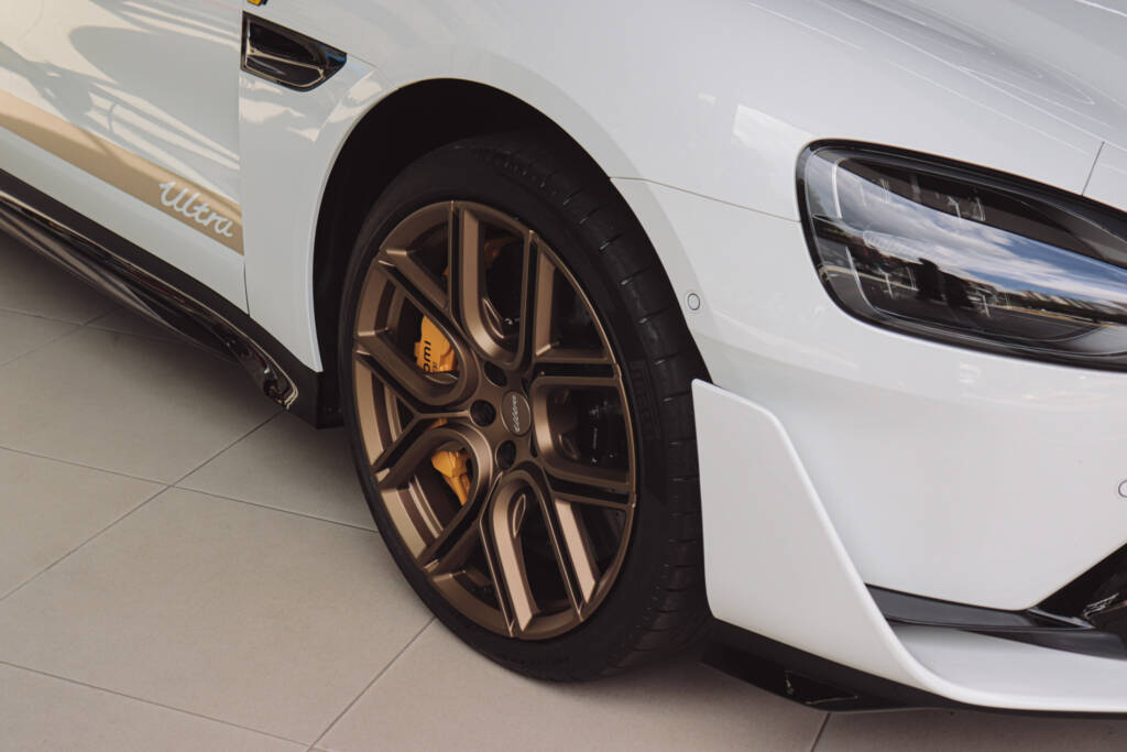 SU7 Ultra 2025 Nuevo 5 1