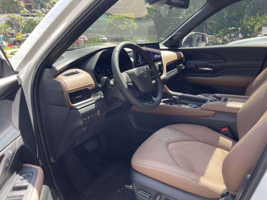 Toyota GrandHighlander Platinum 2024 ID0016 20 1