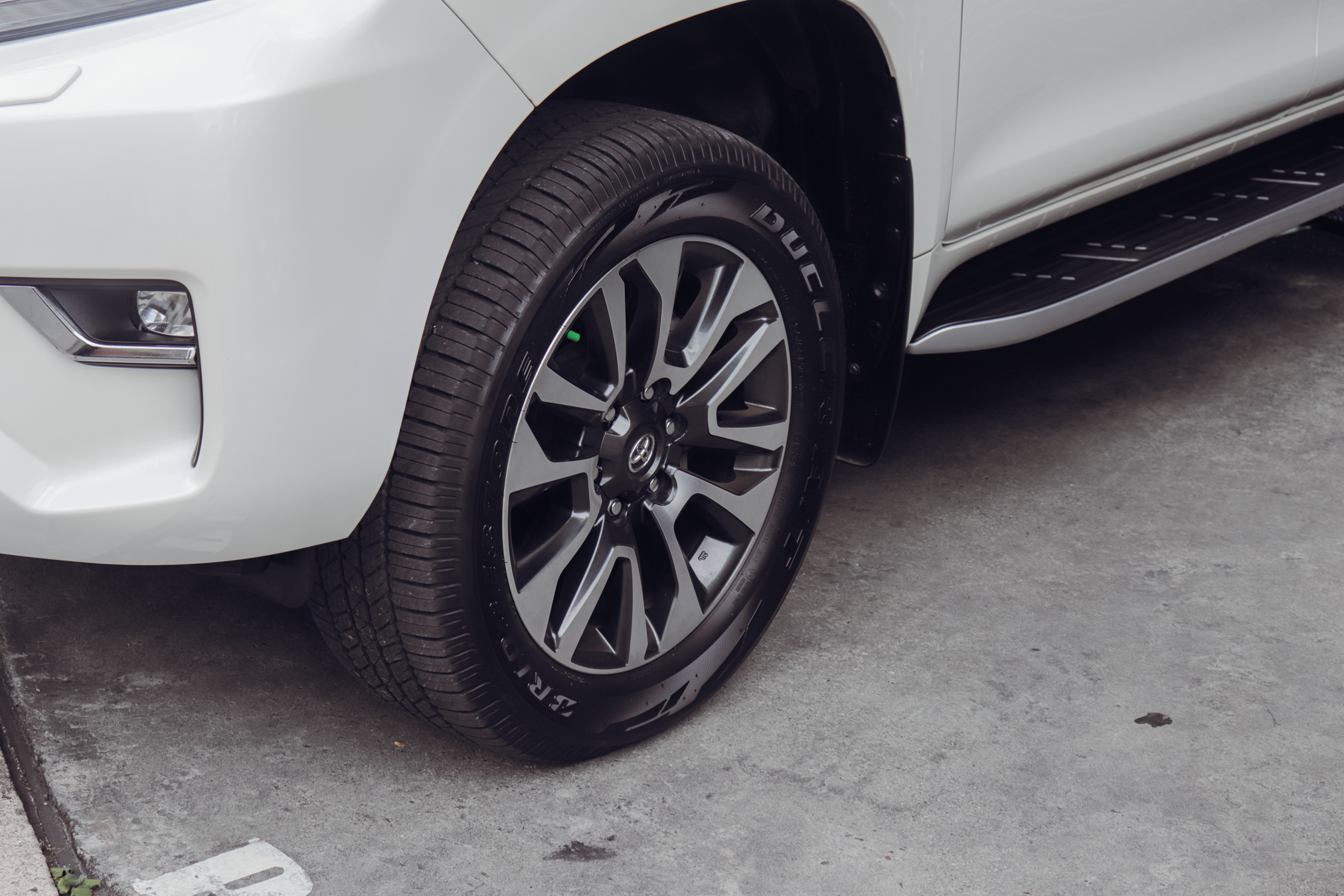 TOYOTA LAND CRUISER PRADO VX 2022