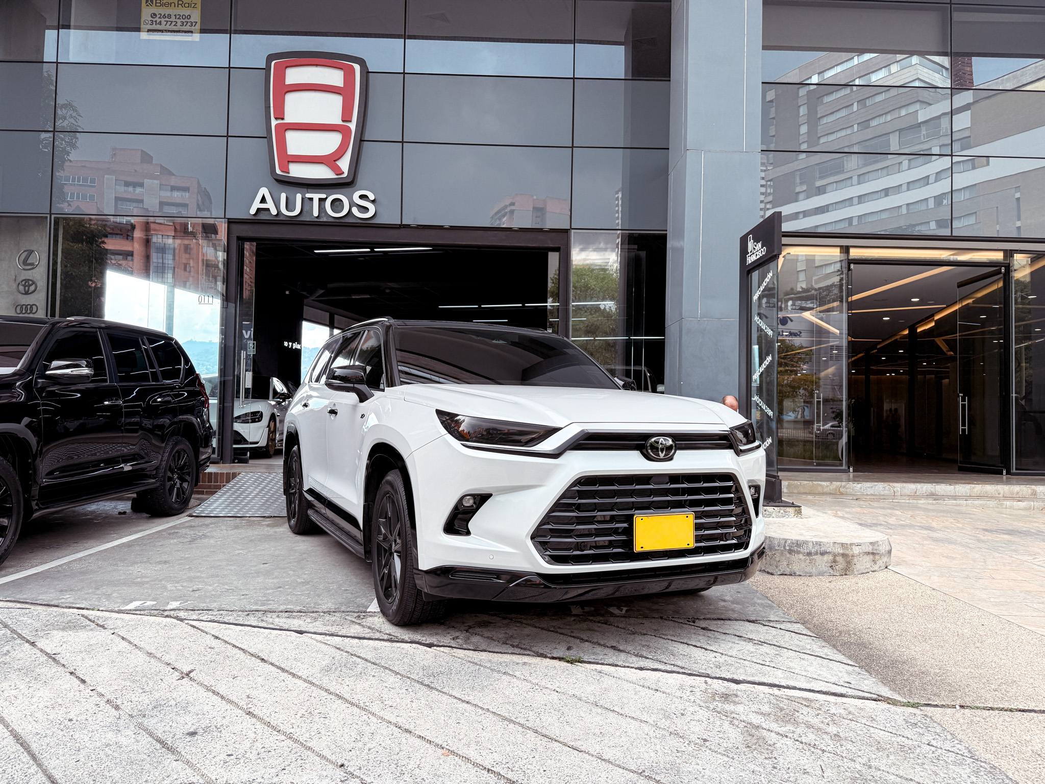 Toyota Grand Highlander Limited 2024