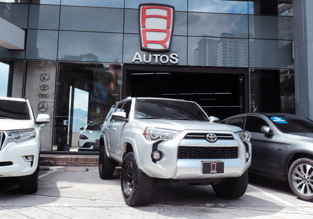 Toyota 4Runner SR5 2020