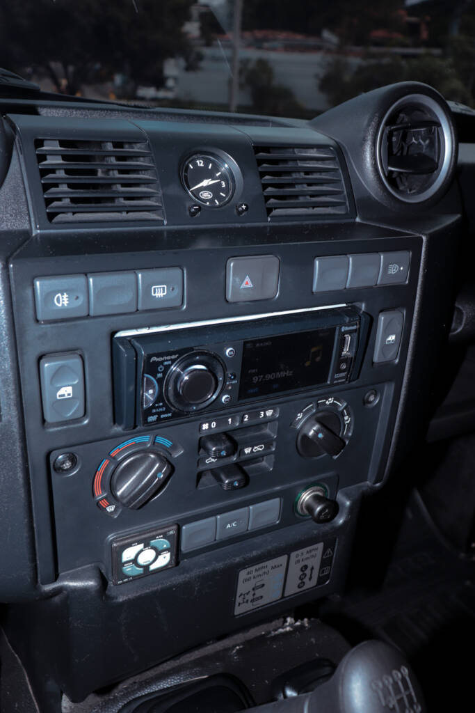 LandRover Defender110 S 2013 ID0071 16