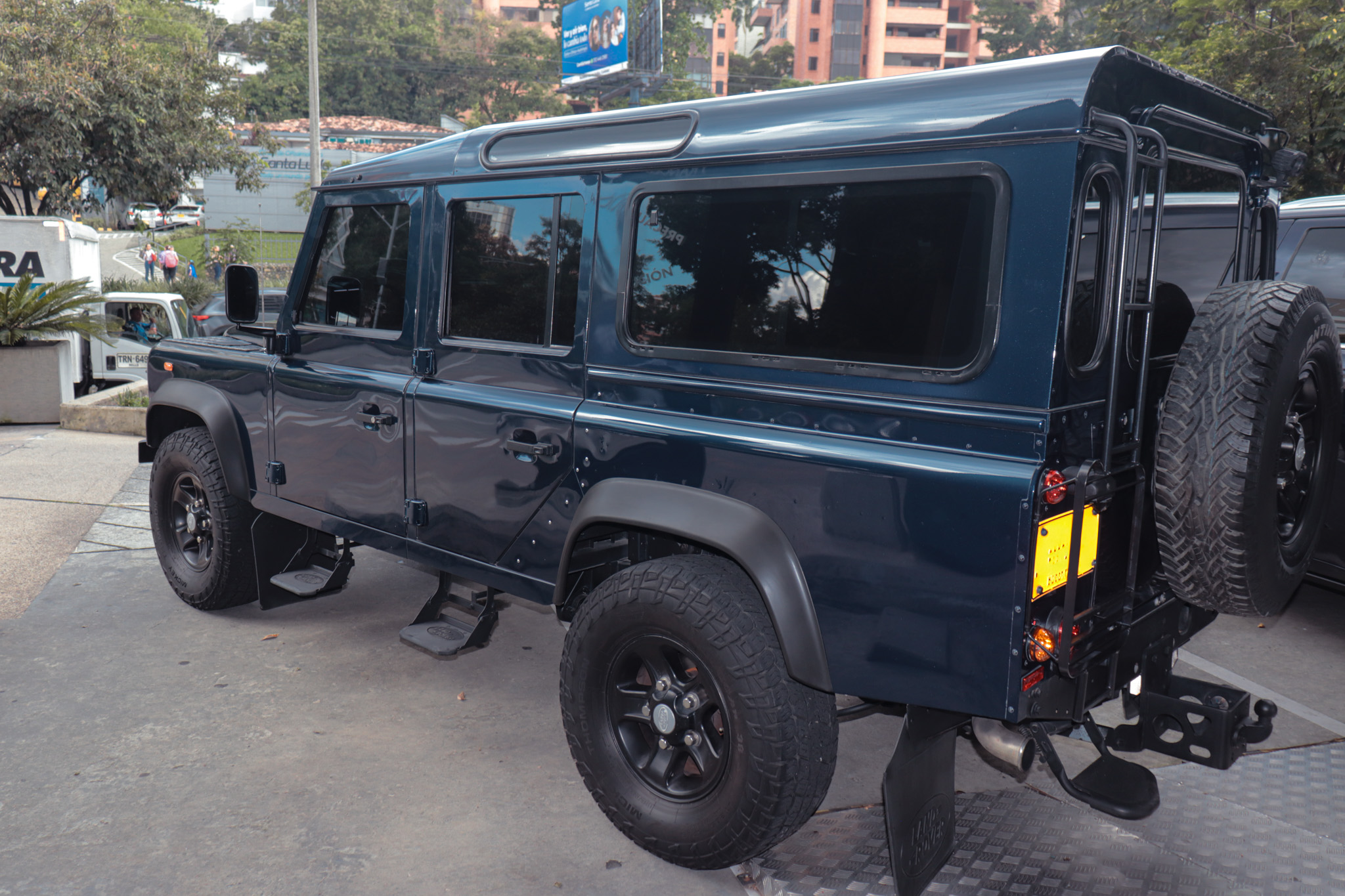 LAND ROVER DEFENDER 110 S (BLINDADO) 2013