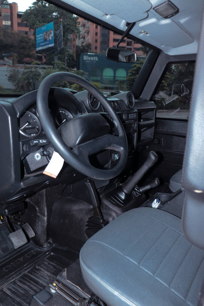 LandRover Defender110 S 2013 ID0071 9