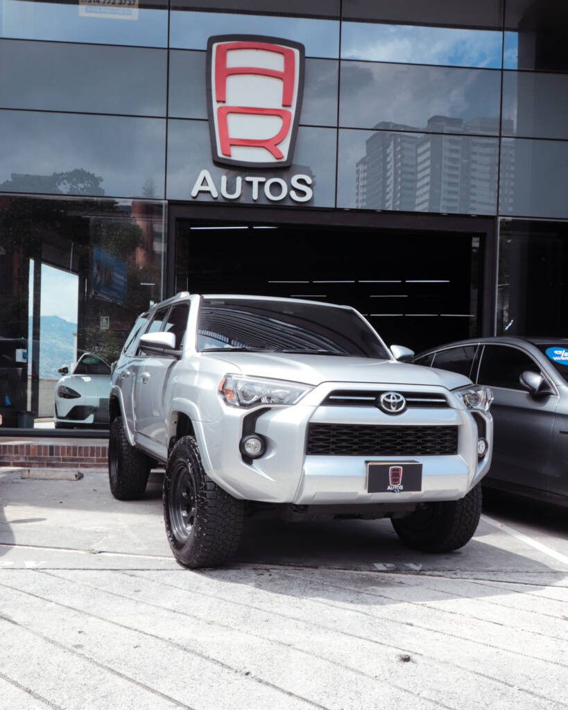 Toyota 4Runner SR5 2020 ID0064 1 1