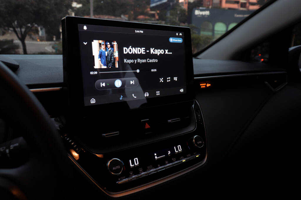 Toyota CorollaCross SEG 2026 ID0054 13