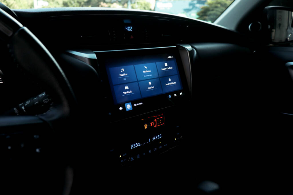 Toyota Fortuner SR 2023 ID0059 13