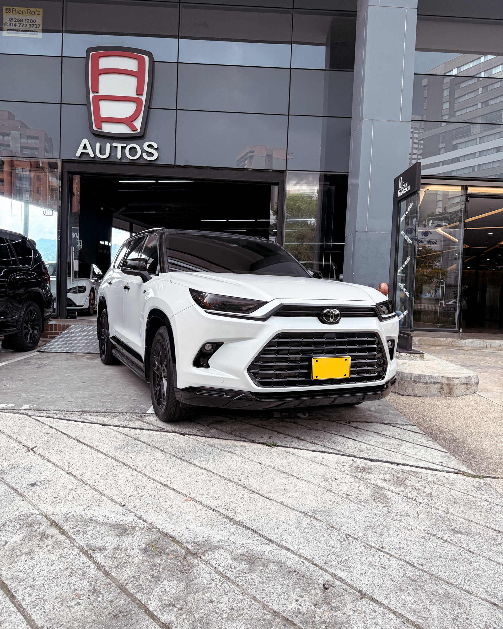 TOYOTA GRAND HIGHLANDER LIMITED 2024