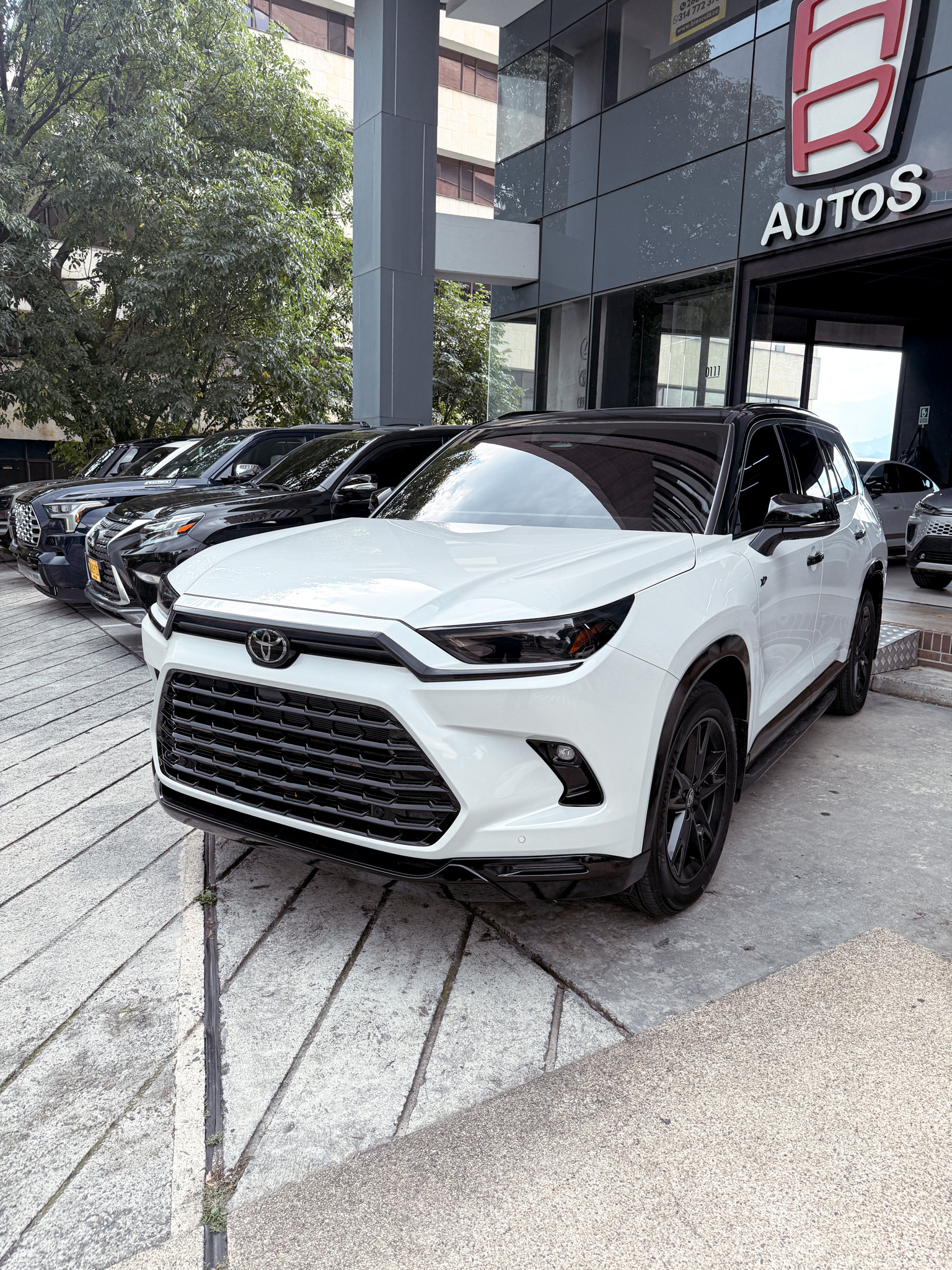 TOYOTA GRAND HIGHLANDER LIMITED 2024