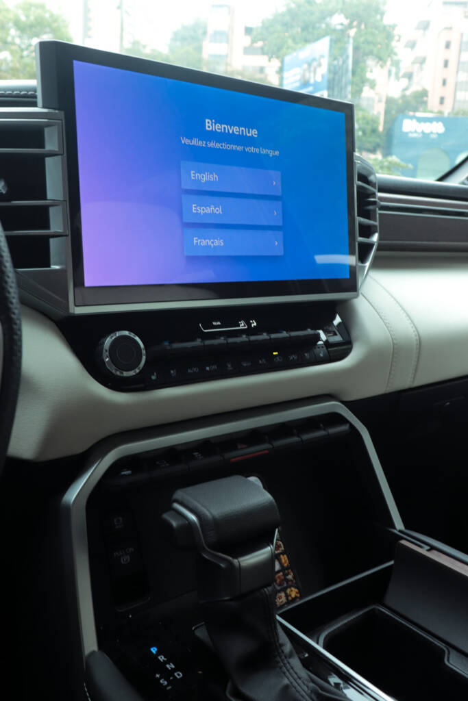 Toyota Sequoia Capstone 2025 ID0067 22