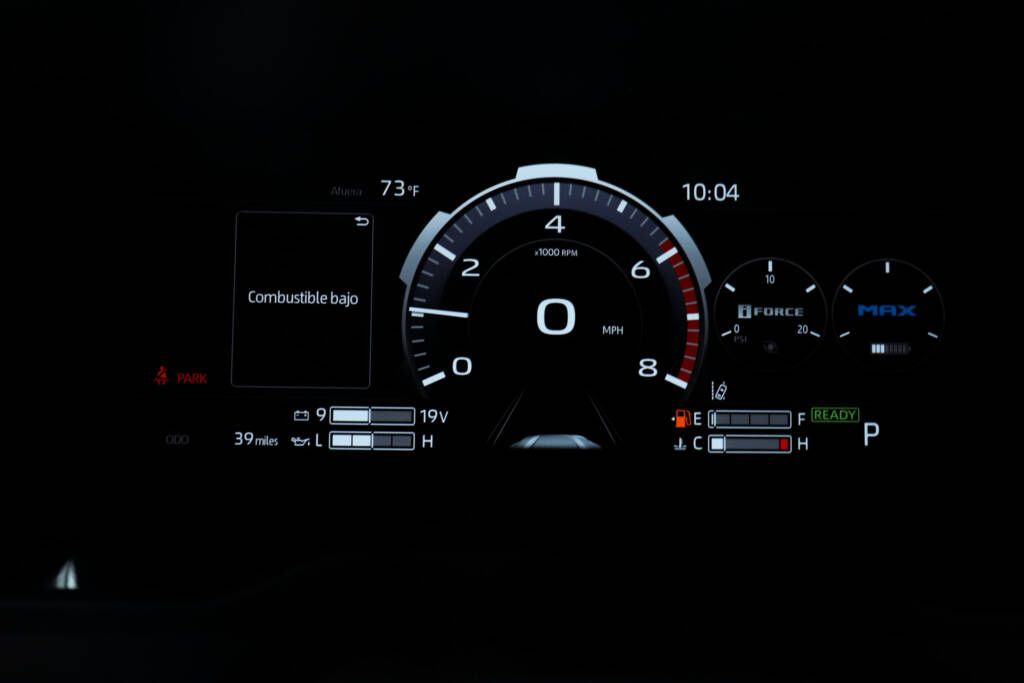 Toyota Sequoia Capstone 2025 ID0067 23