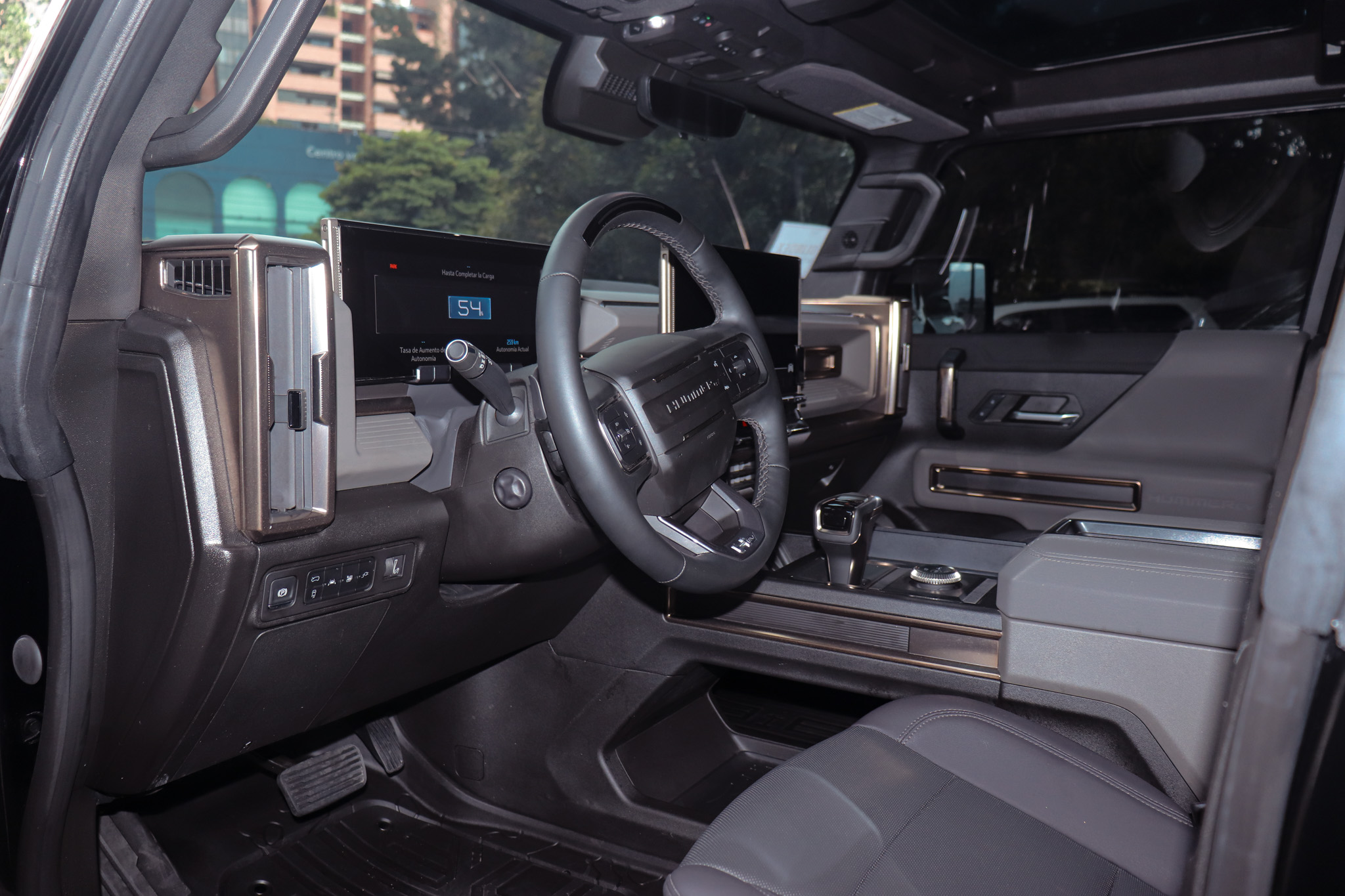GMC HUMMER 3X EV SUV (BLINDADO) 2025