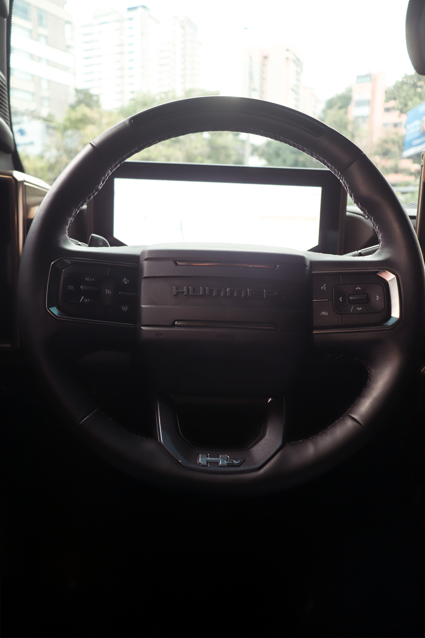 GMC HUMMER 3X EV SUV (BLINDADO) 2025