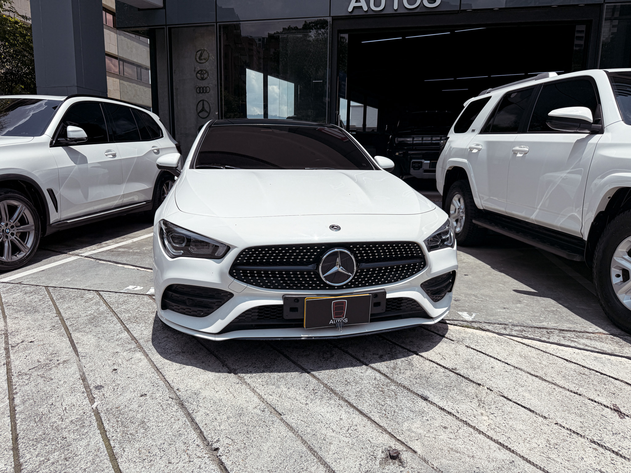 MERCEDES-BENZ CLA 180 2020