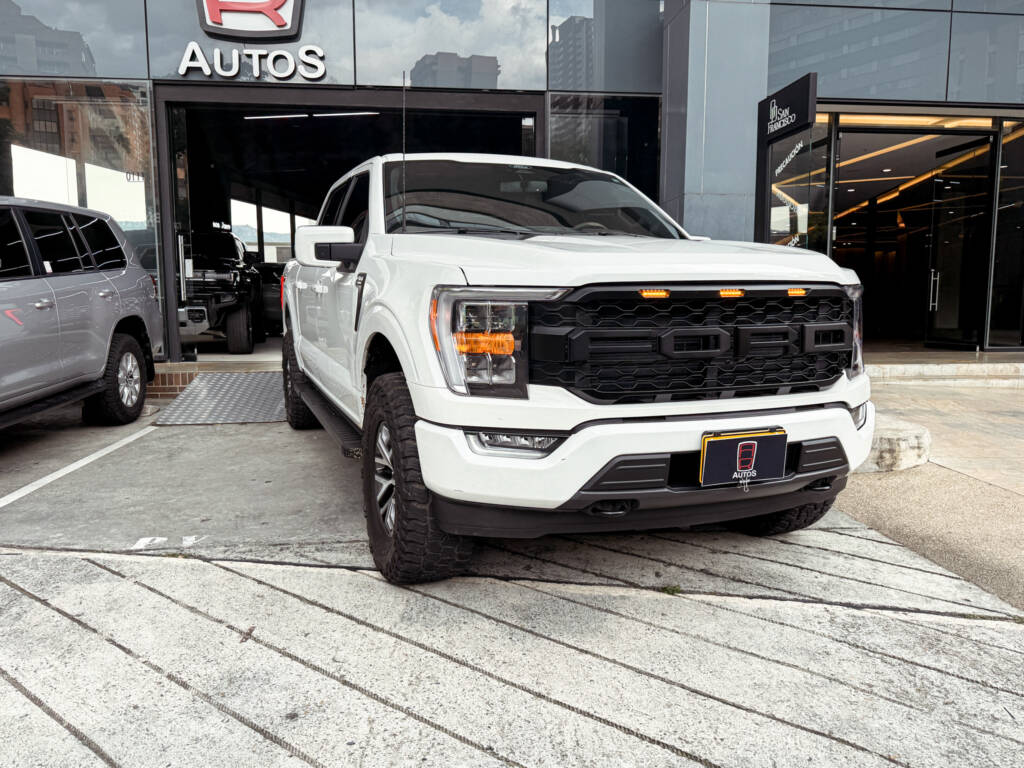Ford F-150  LARIAT SPORT 2022