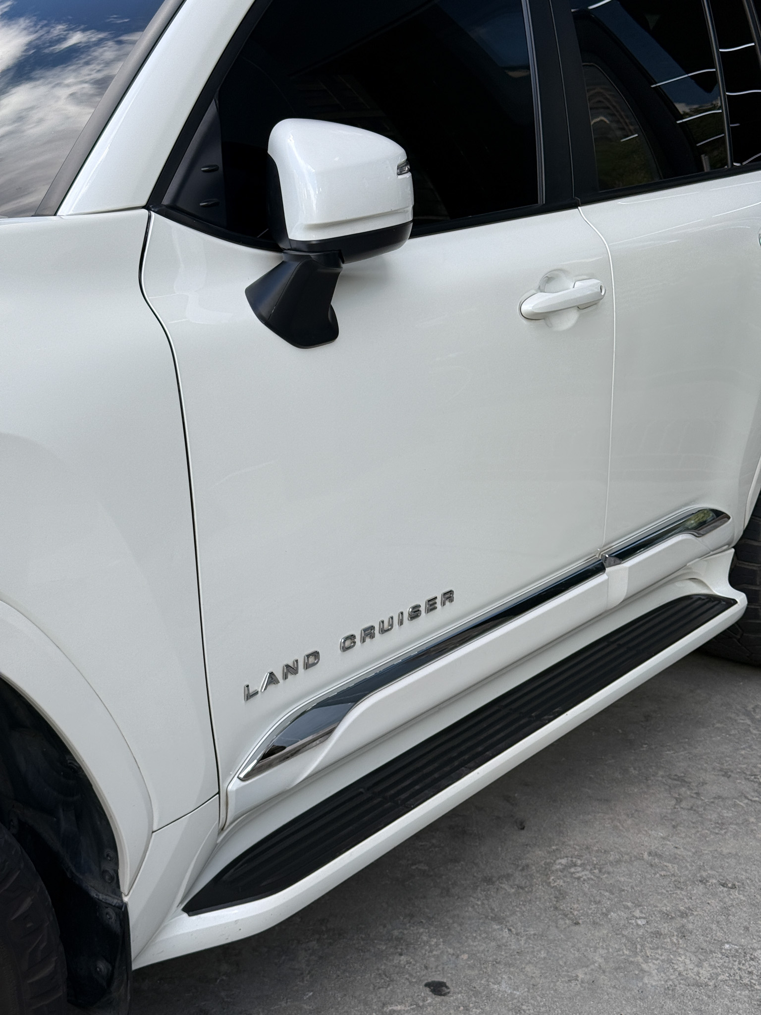 TOYOTA LAND CRUISER 300 GX-R 2023