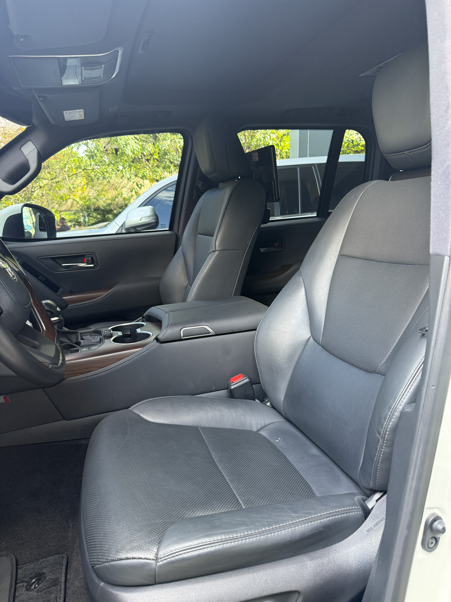 TOYOTA LAND CRUISER 300 GX-R 2023