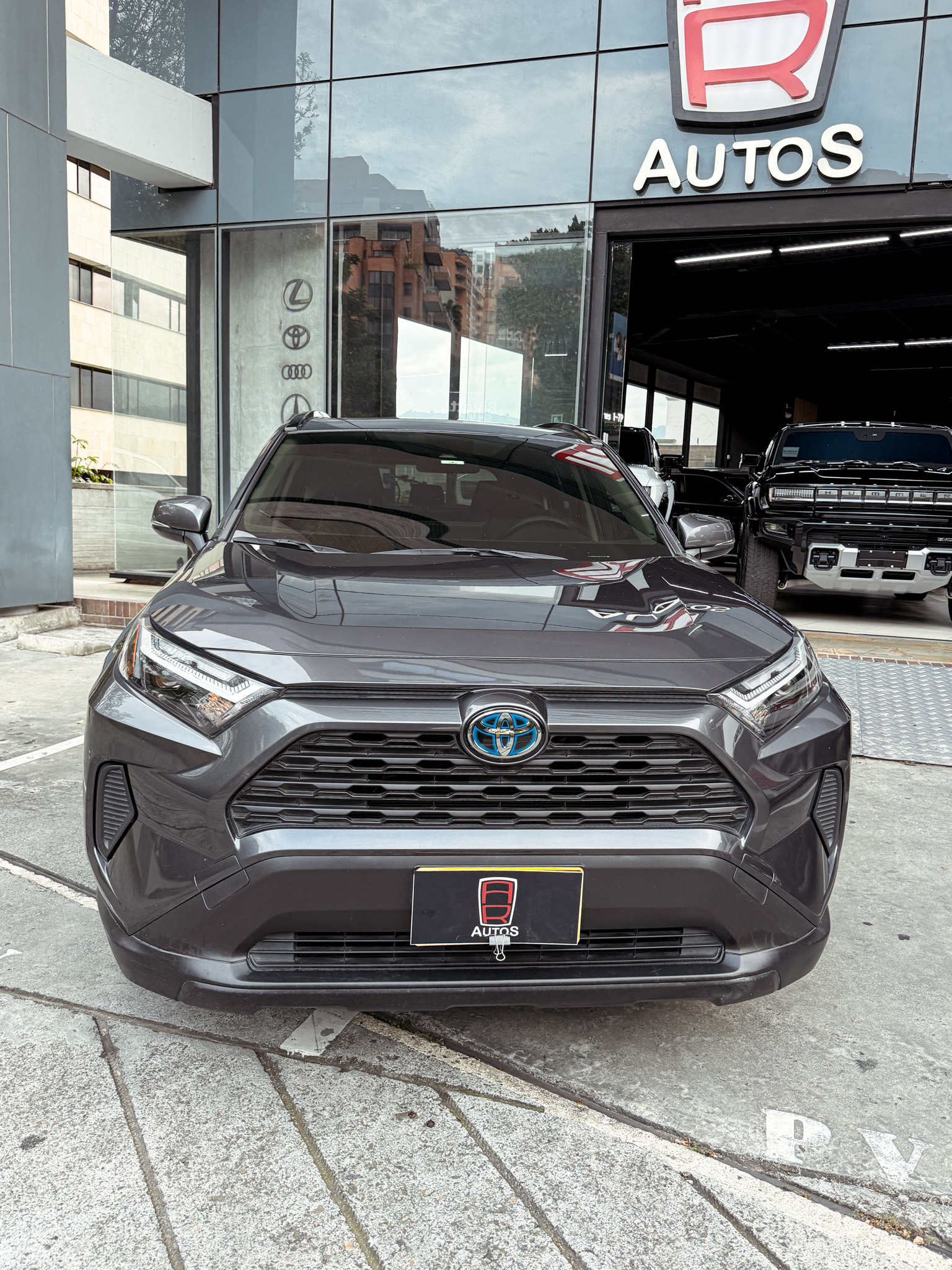 TOYOTA RAV4 XLE 2022