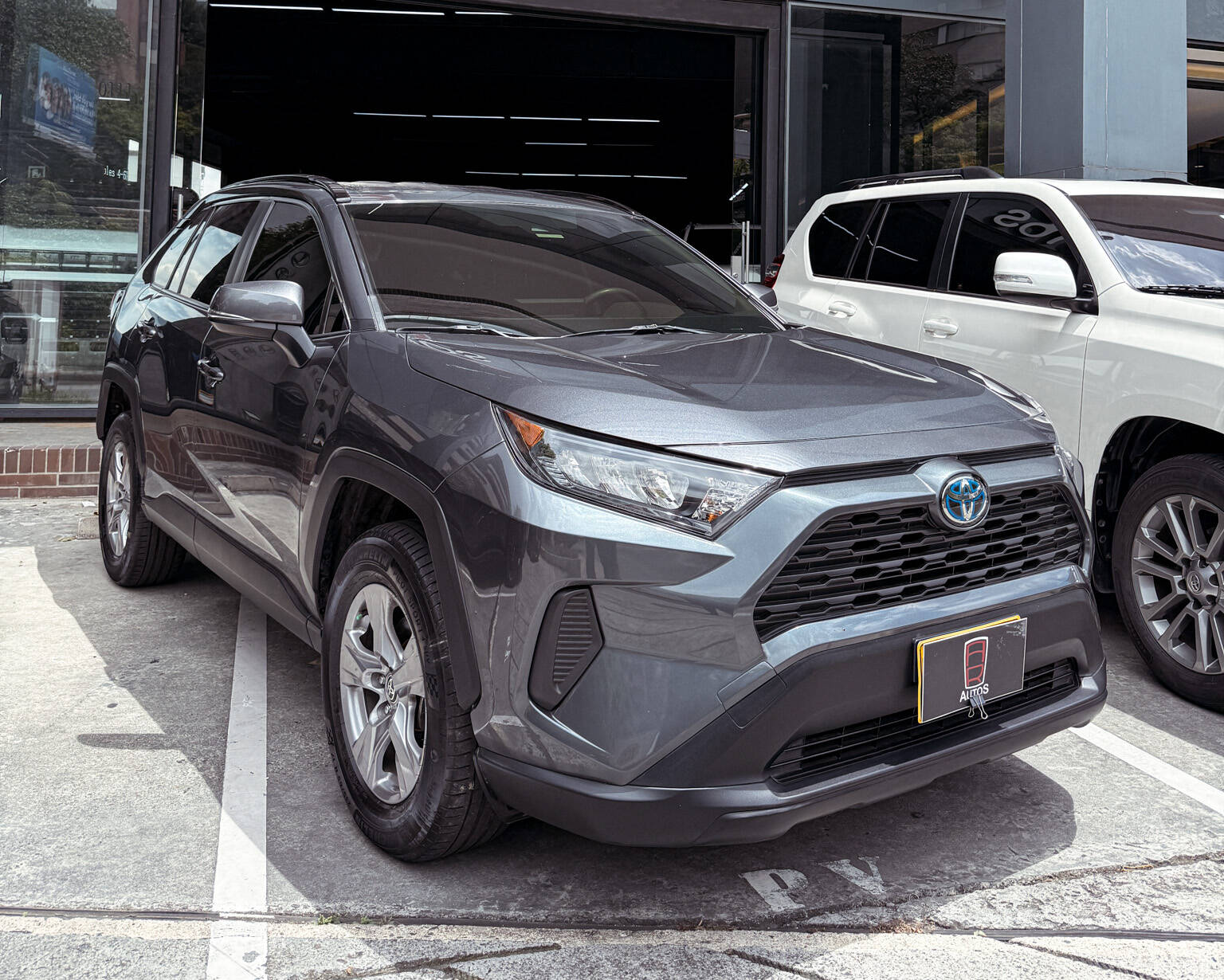 Toyota RAV4 LE 2022