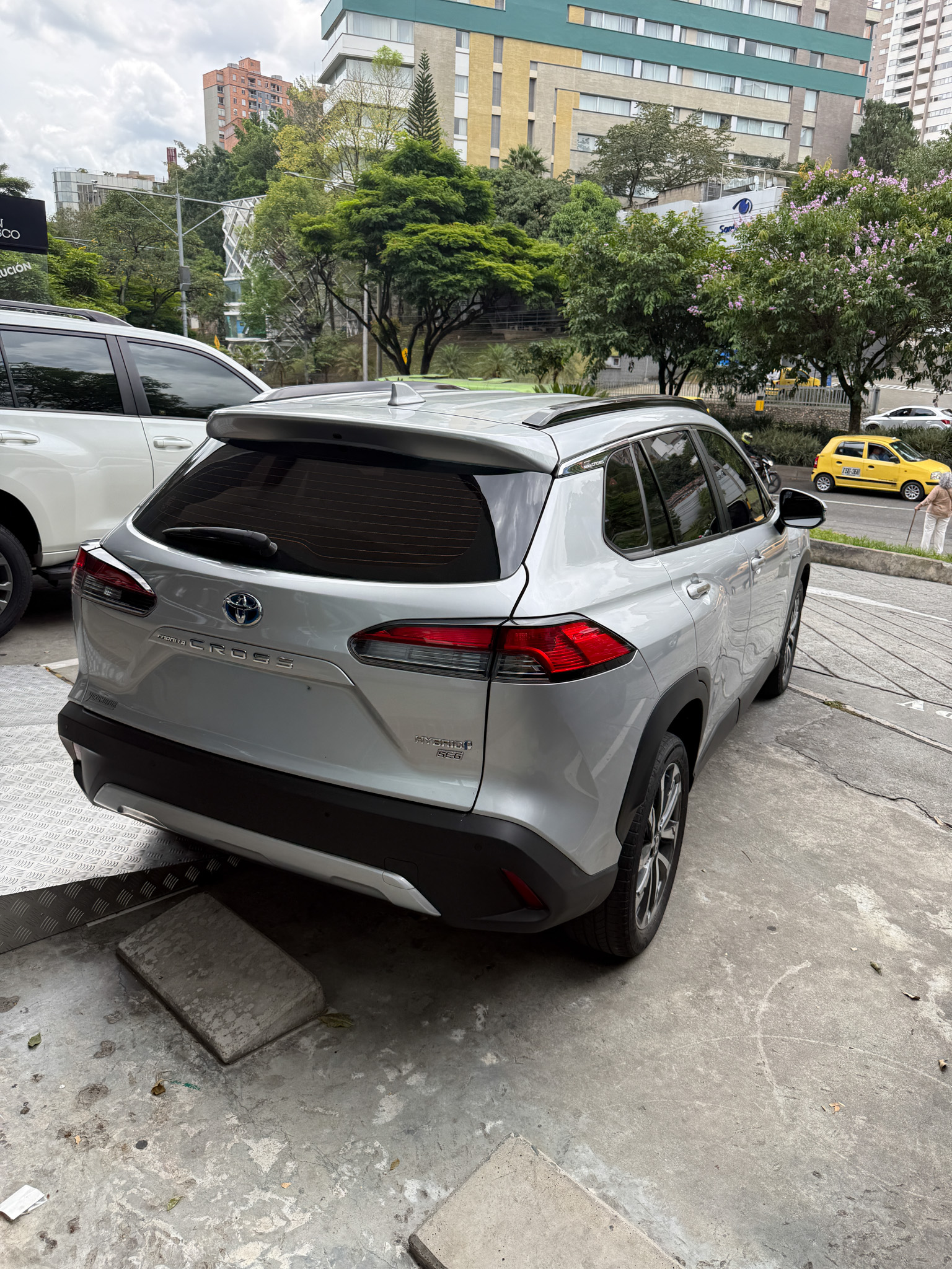 TOYOTA COROLLA CROSS SEG 2023