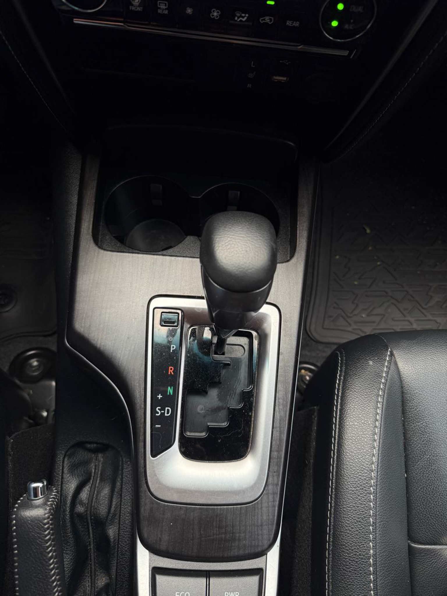 TOYOTA FORTUNER SR-V 2022